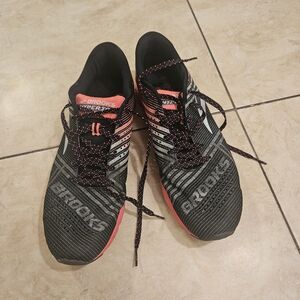 BROOKS hyperion black and pink women's USA 11 running walking sneakers shoes